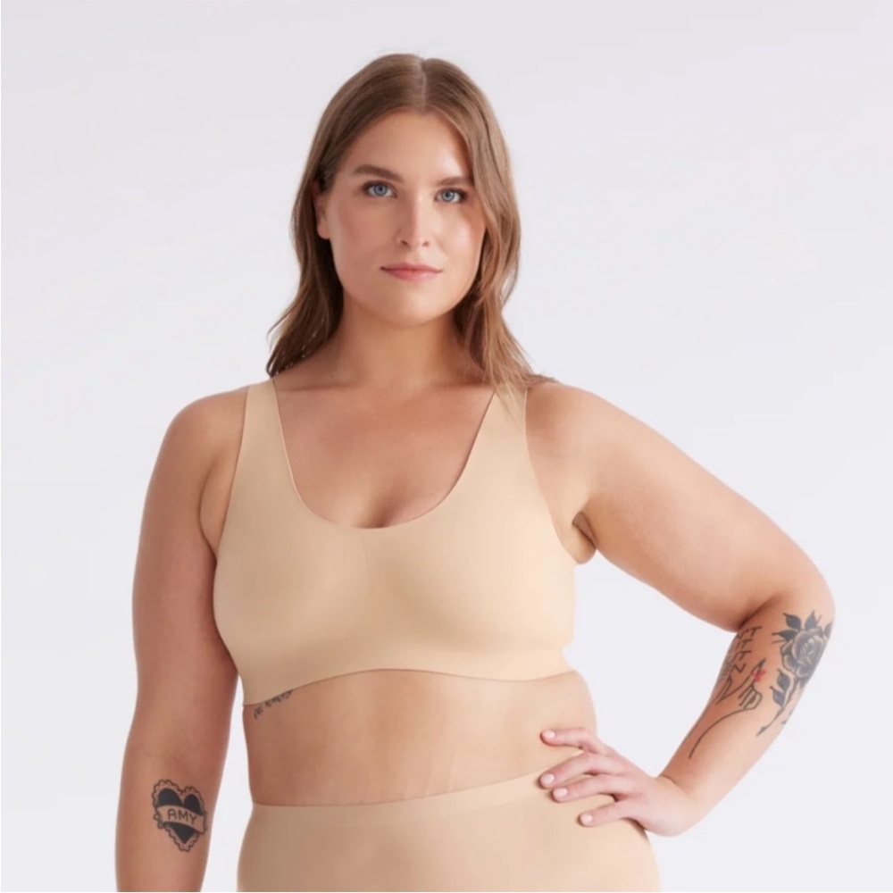 Knix Luxelift Pull Over Wireless Bra Nude Size XL